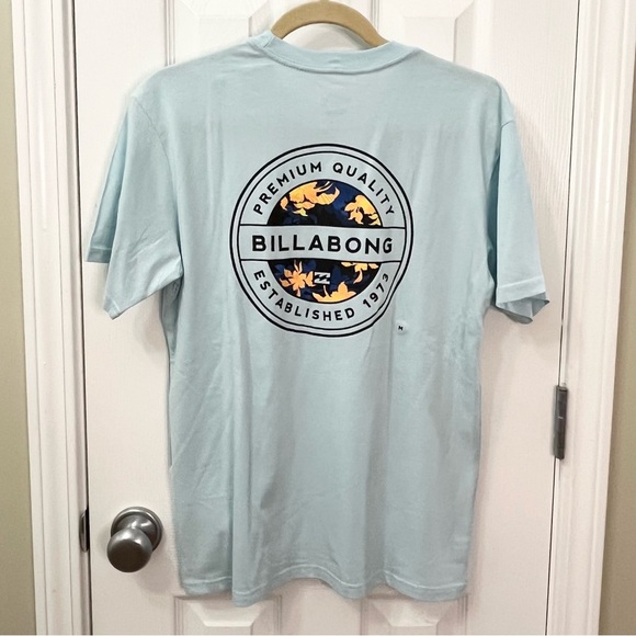NWT Billabong Short Sleeve Graphic T Shirt Mens Size Small - Picture 9 of 9
